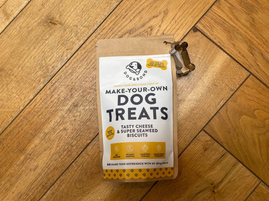 Dog & Bond Cheese 7 super seaweed biscuit mix